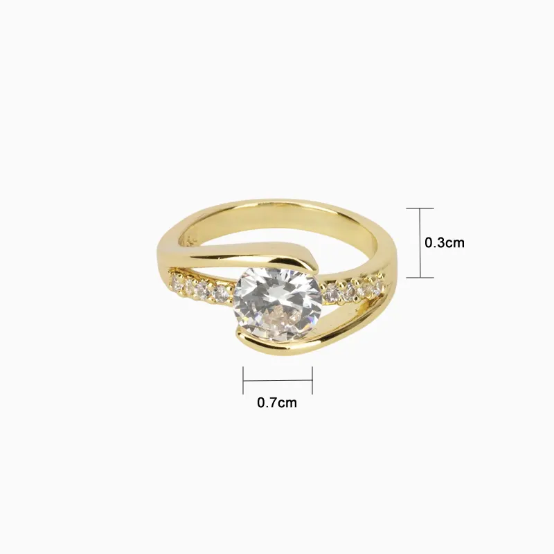 Anillo De Oro Solitario Con Zirconia