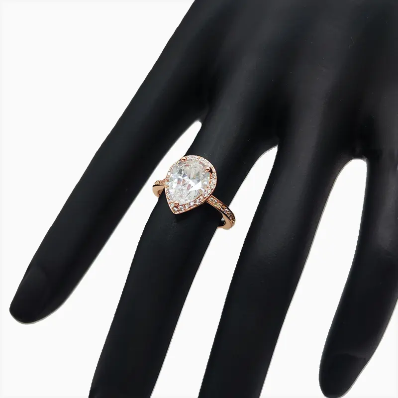 Anillo De Plata Halo Corte Pera