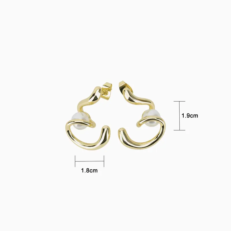 Aretes Broquel De Oro Espiral Con Perla