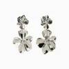Aretes Largos De Acero Flores Plateadas Aretes Largos De Acero Flores Plateadas