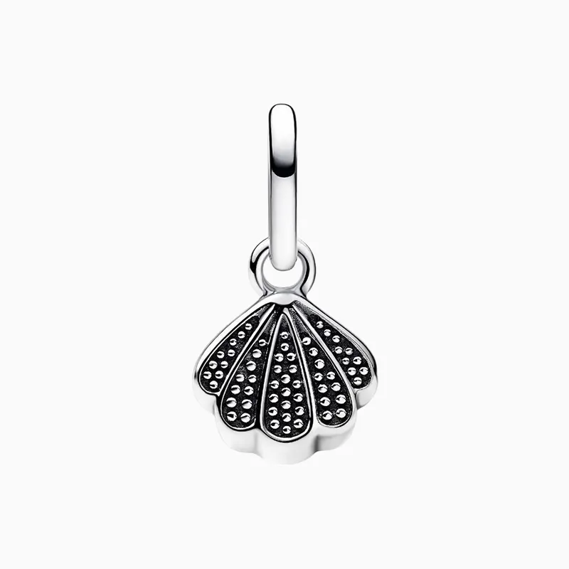 Charm Concha Brillante