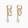 Aretes Huggies De Acero Perlas Dorado