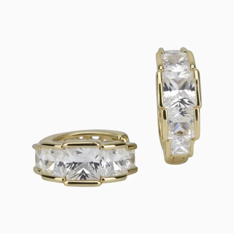 Aretes Huggies De Oro Piedra Blanca