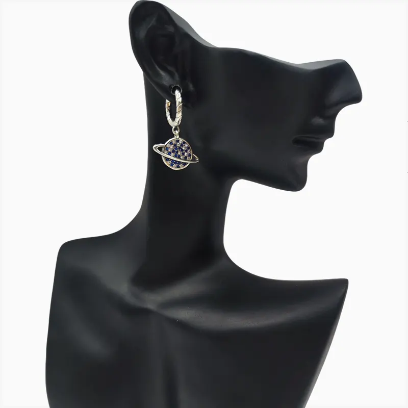 Aretes Huggies De Plata Luna Y Planeta