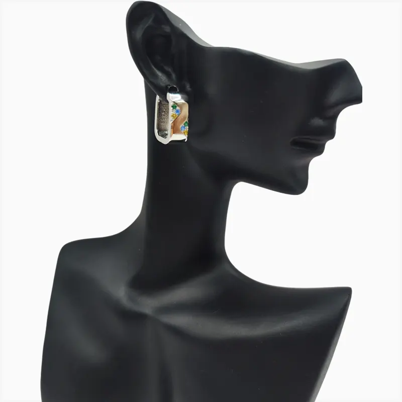 Aretes Huggies De Plata U