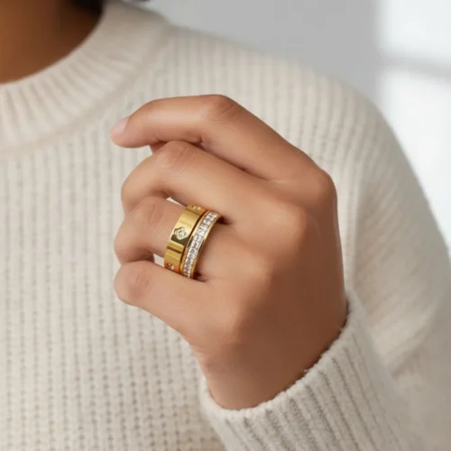 Anillo De Acero Duo Trebol Y Brillantes Dorado