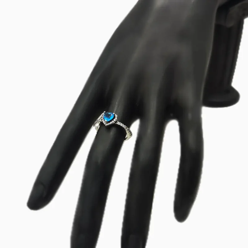 Anillo De Plata Corazón Superior Azul Claro