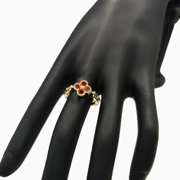 Anillo De Oro Trébol Rojo Ajustable